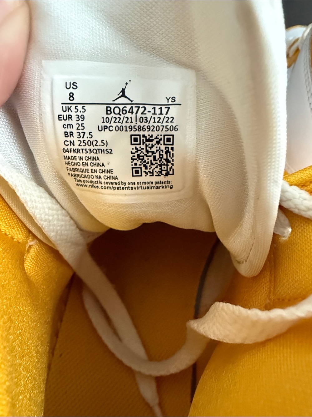 Nike Air Jordan 1 Mid White and Yellow Basketball Sneakers - Picture 6 of 7